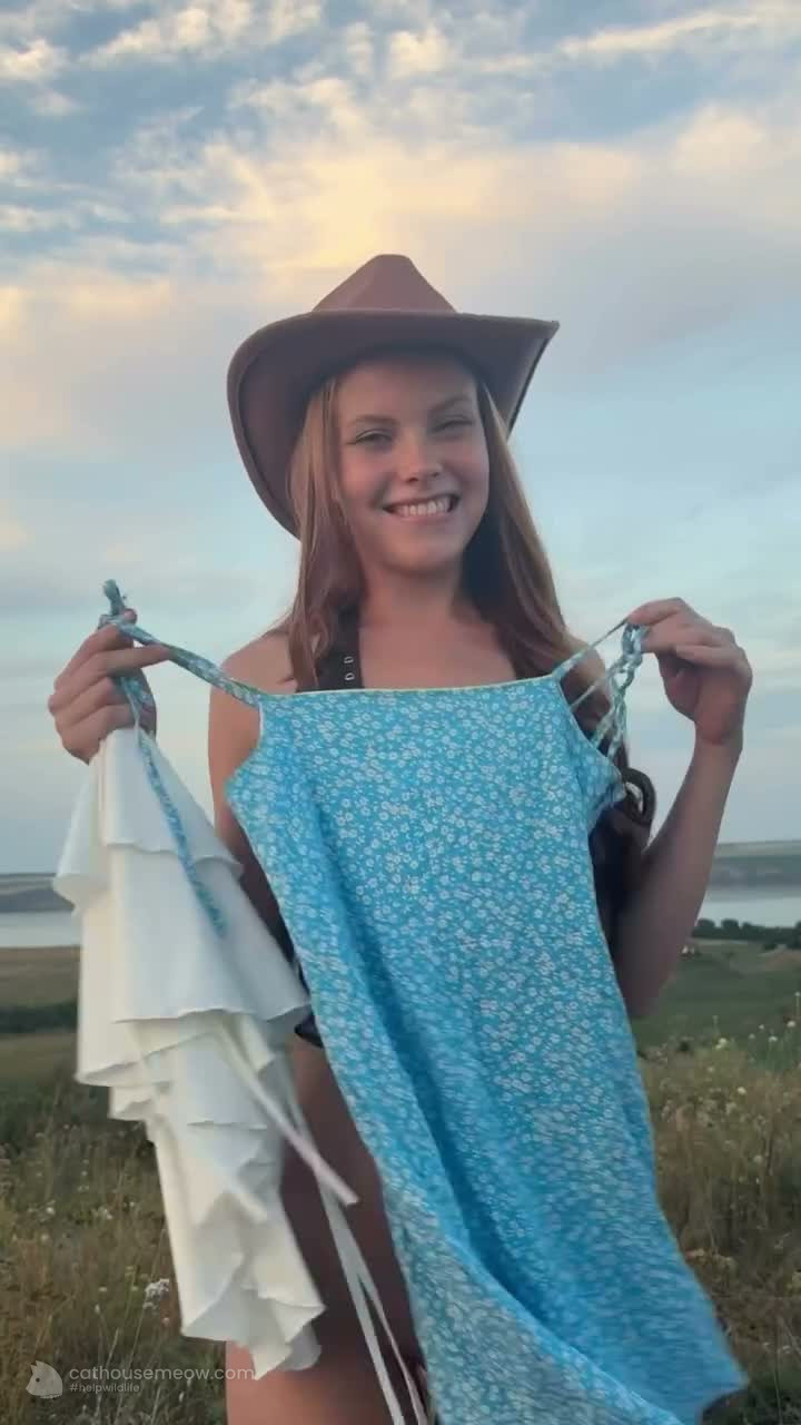 Lana Cat — Western Charm at Sunset